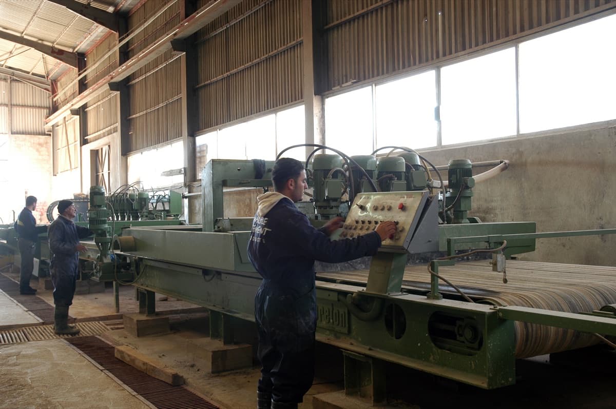 Finishing & Cutting Phase — view 2