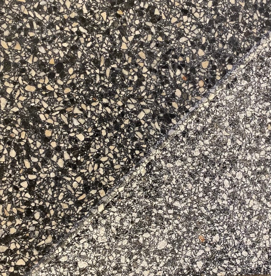 Agglo Sol Dark agglomerate terrazzo sample